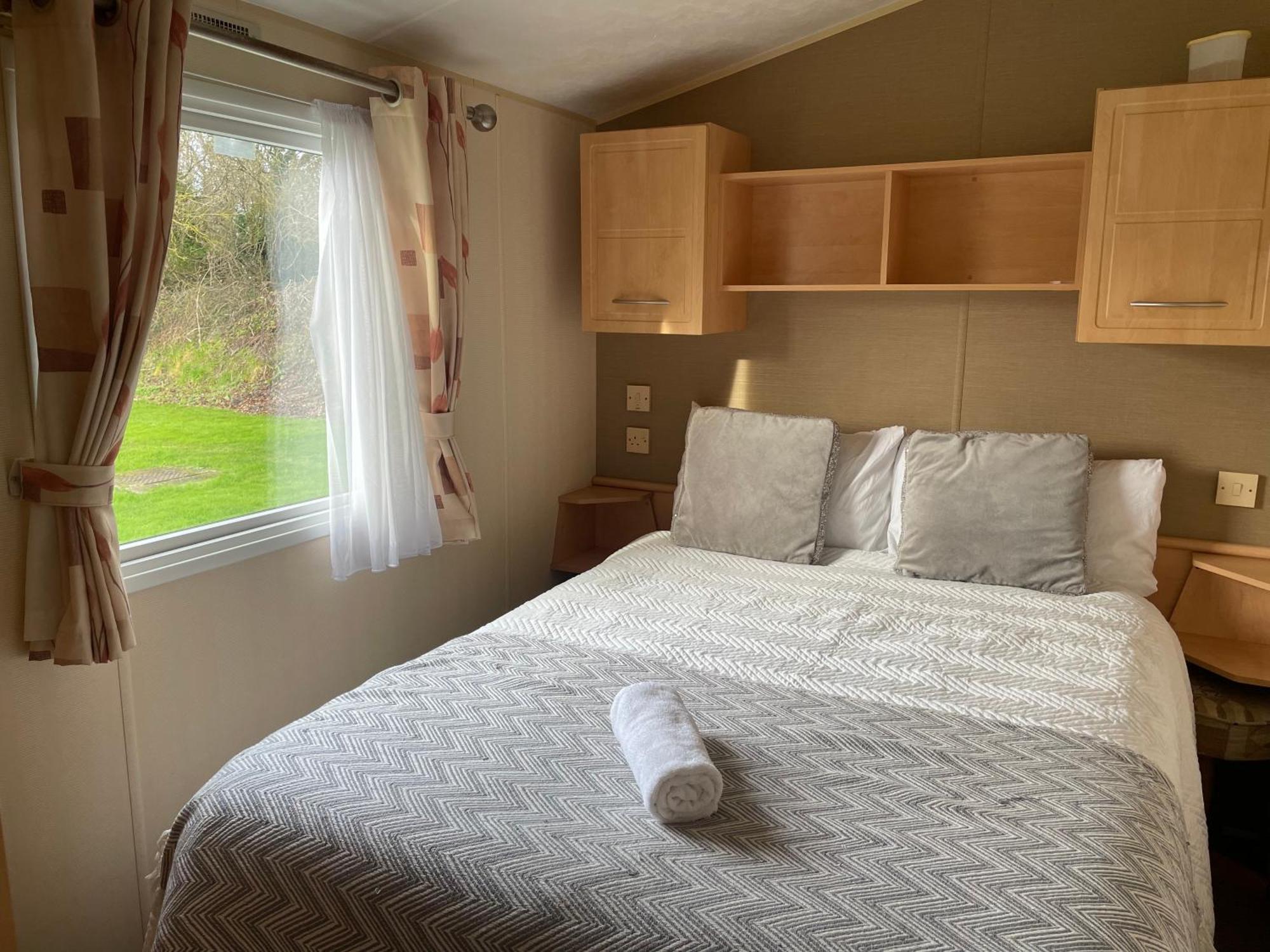 Cosy 3 Bedroom Caravan, Южен Сърни Екстериор снимка