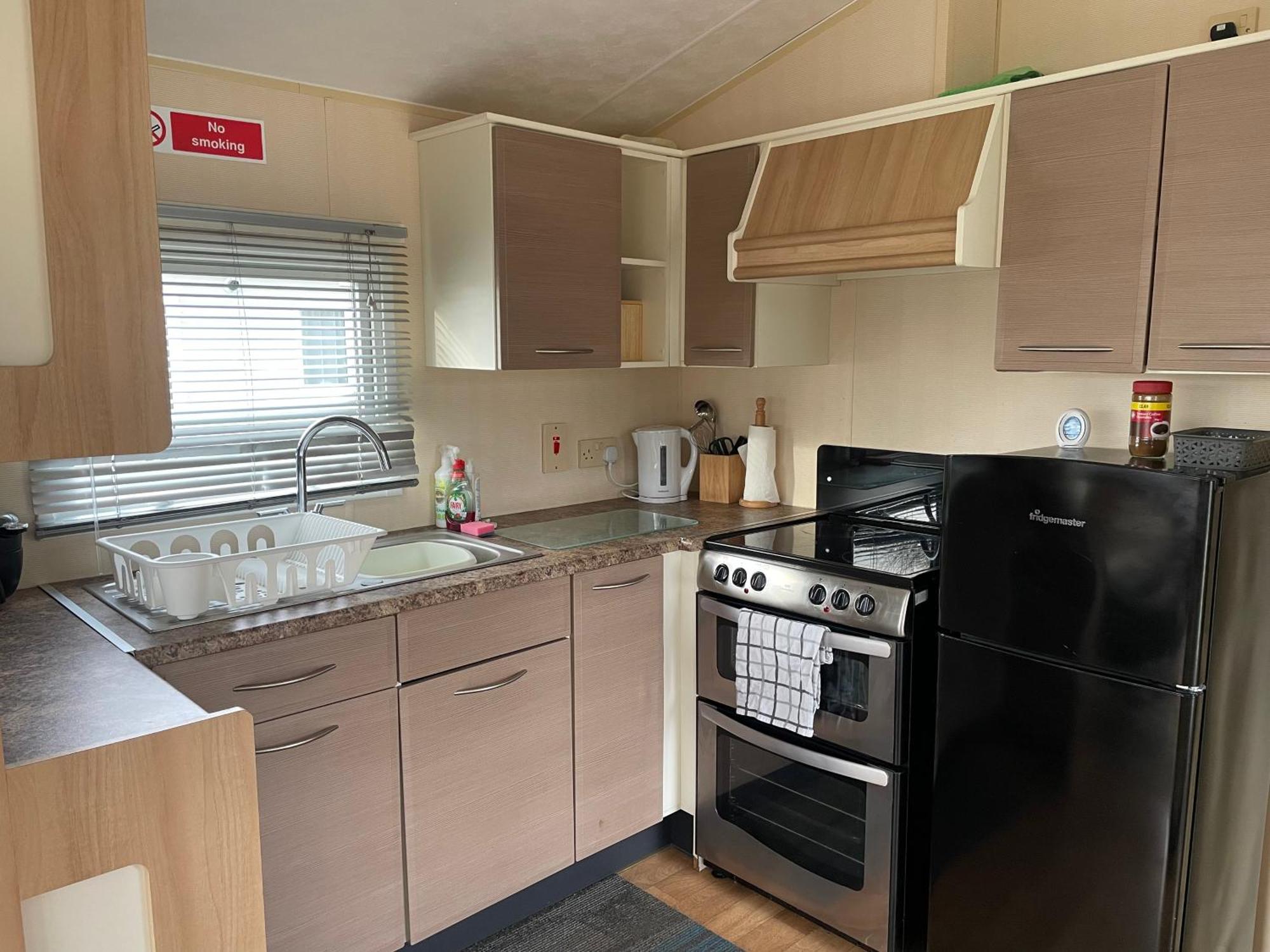 Cosy 3 Bedroom Caravan, Южен Сърни Екстериор снимка
